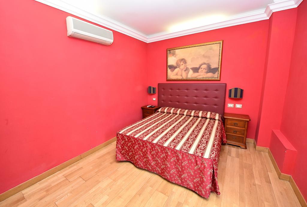 Hotel Augustus Rome Buitenkant foto